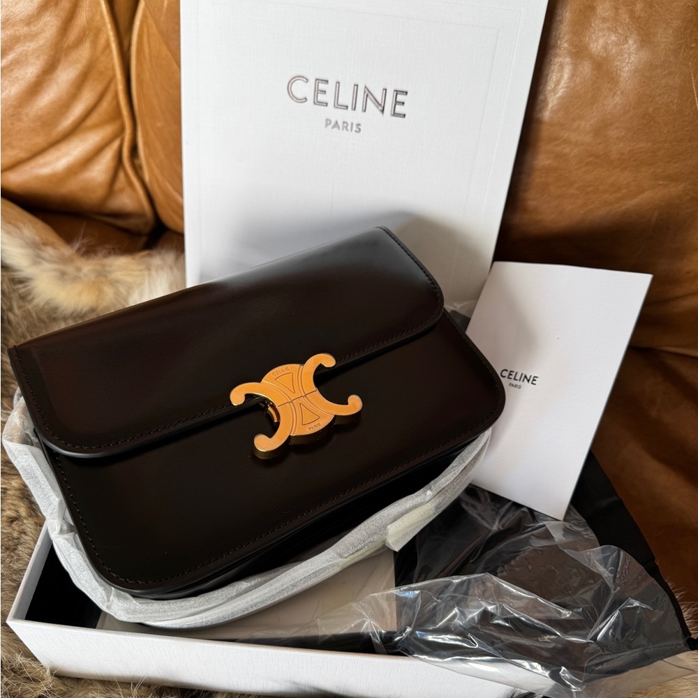 Celine CLASSIQUE TRIOMPHE BAG IN SHINY CALFSKIN